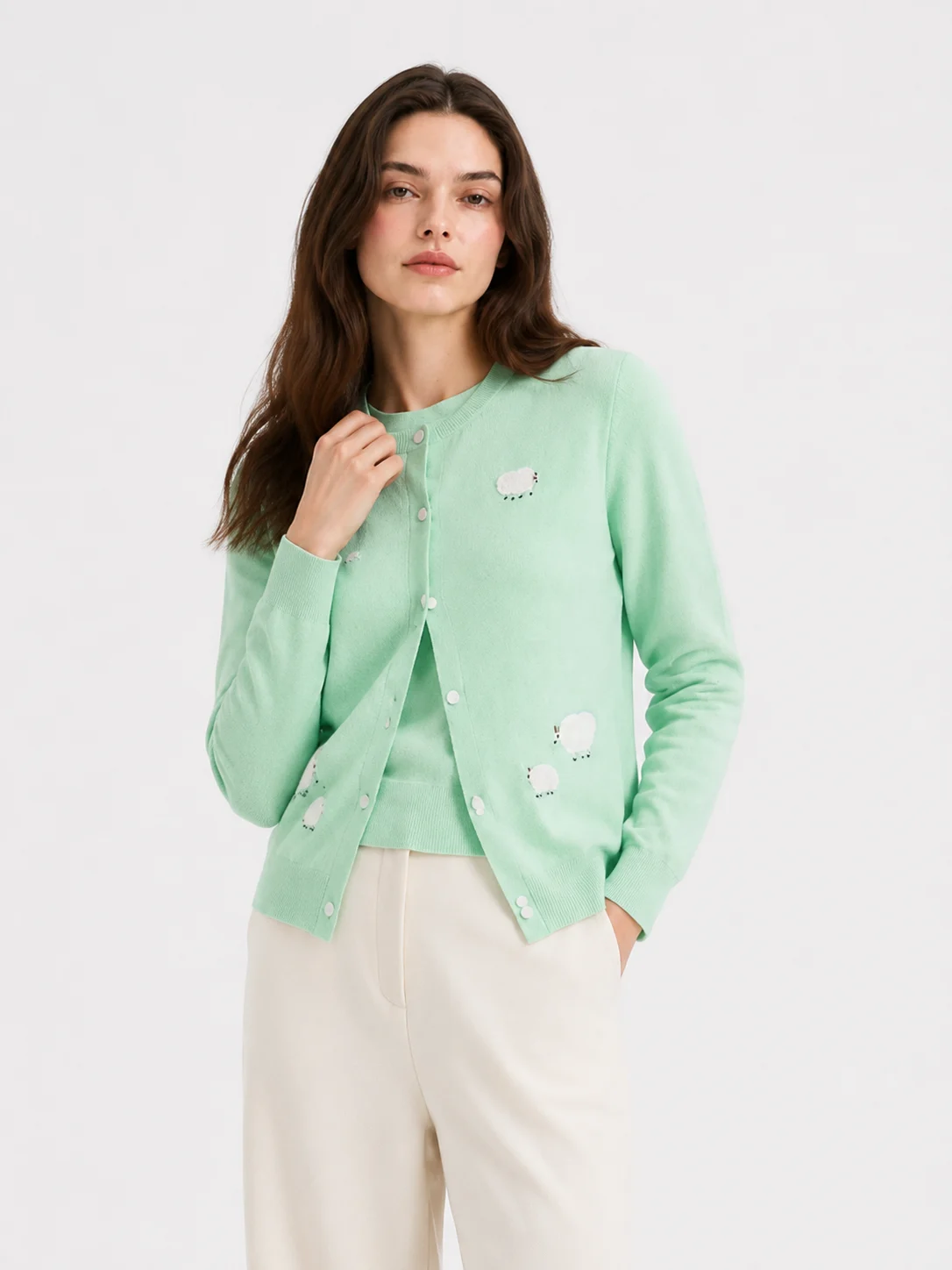 Quiet Luxury: Why Fine-Gauge Knitwear Defines the Season