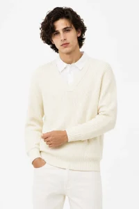 Ribbed V-Neck Layered Sweater — 34.9% cashmere and 13.2% nylon knitwear, view 4